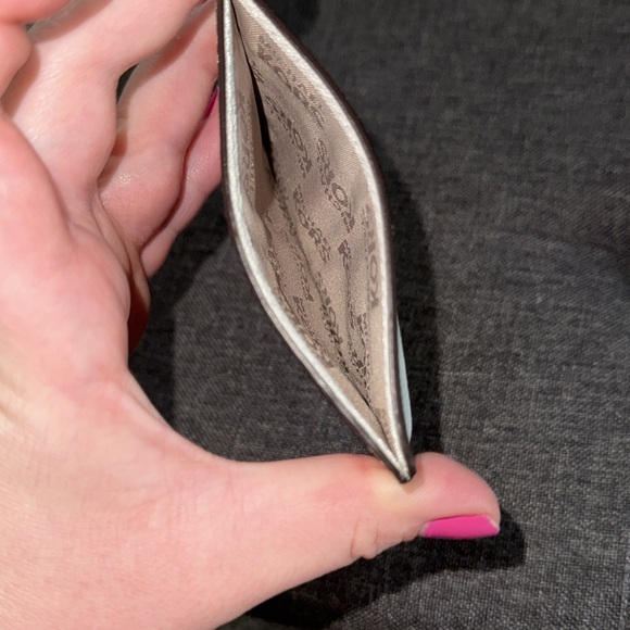 Michael Kors card holder - Picture 3 of 3